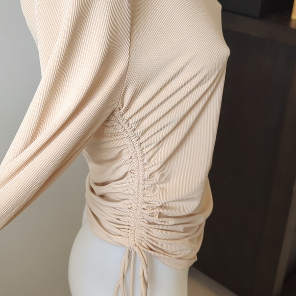 WAYF Kendall Cinched Top-Sz S - Picture 3 of 5